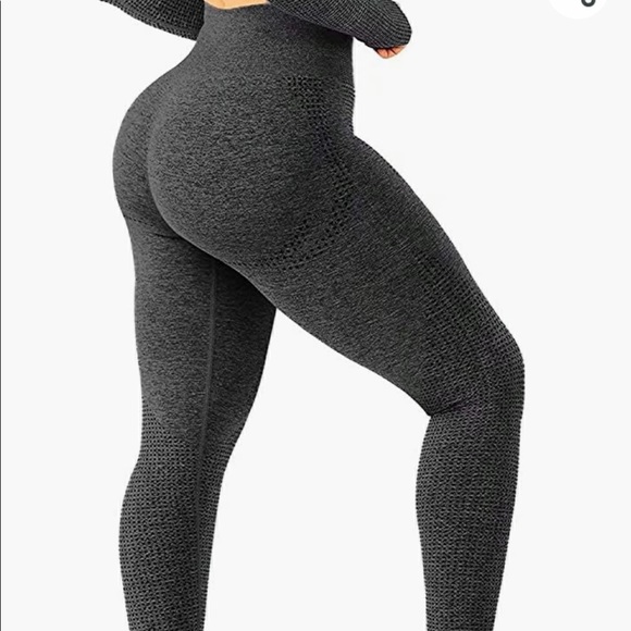 Black seamless legging brand new size small - Picture 4 of 5